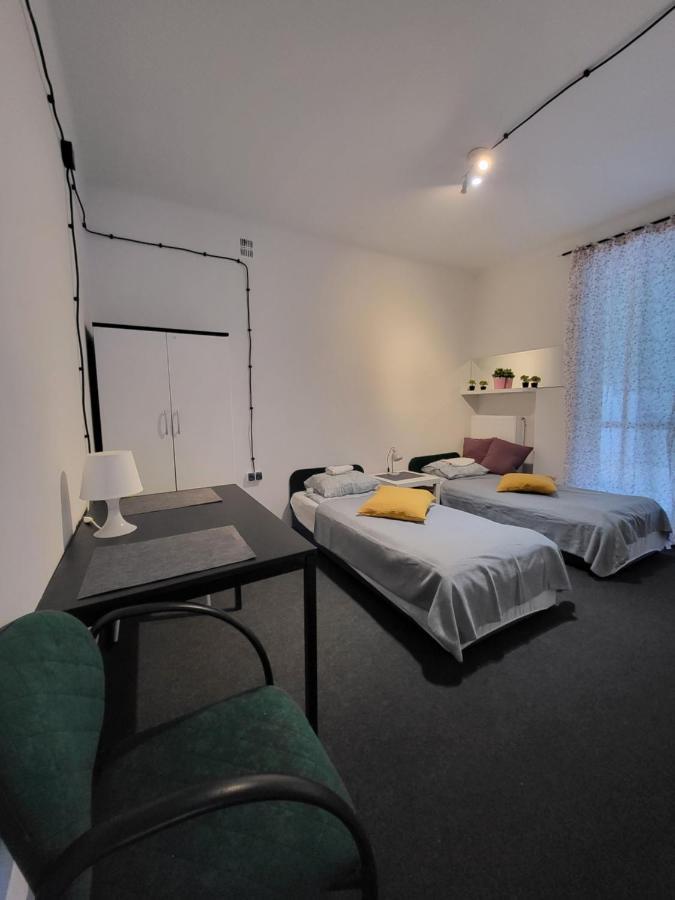 Charmed Homestay - Zaczarowany Varsó Kültér fotó
