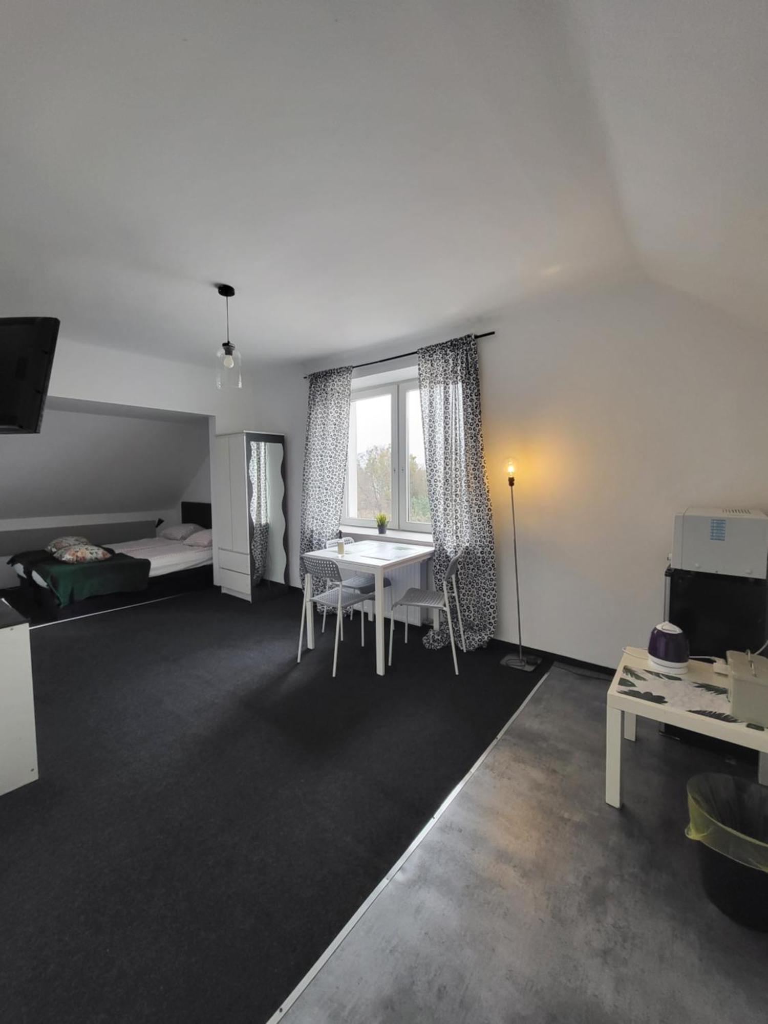 Charmed Homestay - Zaczarowany Varsó Kültér fotó