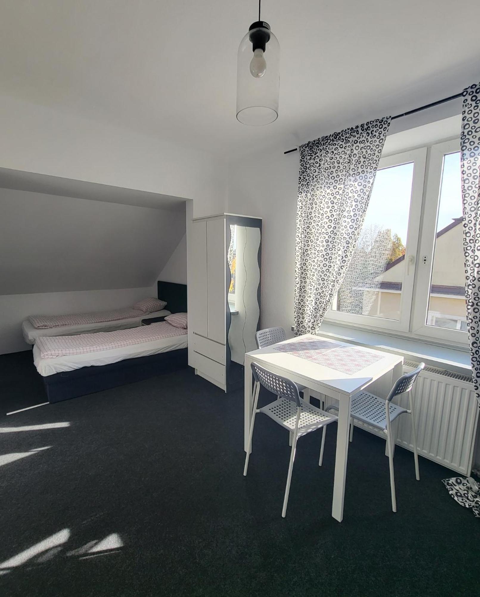 Charmed Homestay - Zaczarowany Varsó Kültér fotó
